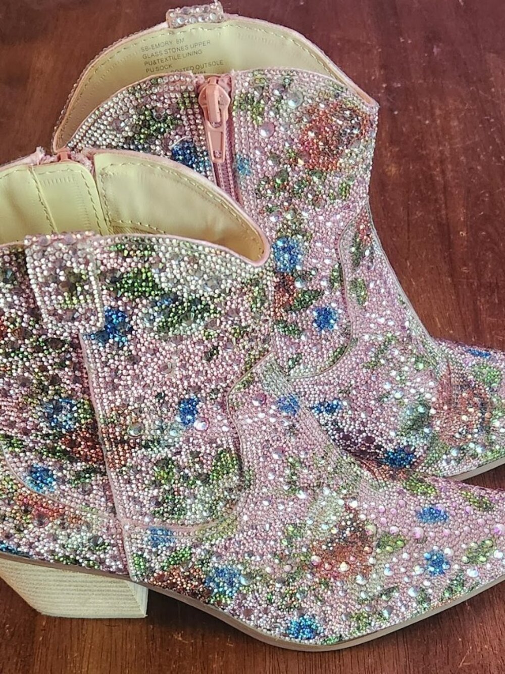 Betsy Johnson rhinestone boot size 8